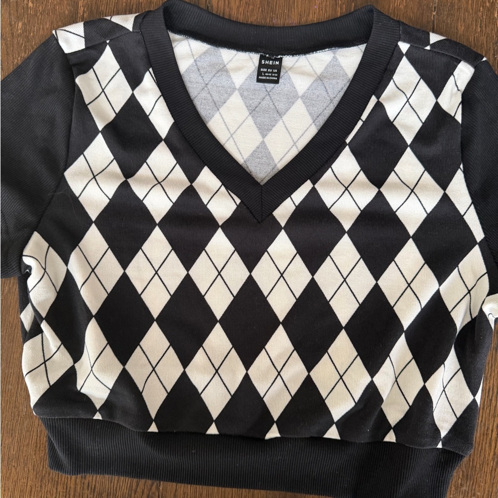 SHEIN Black and Cream Argyle V-Neck Sweater